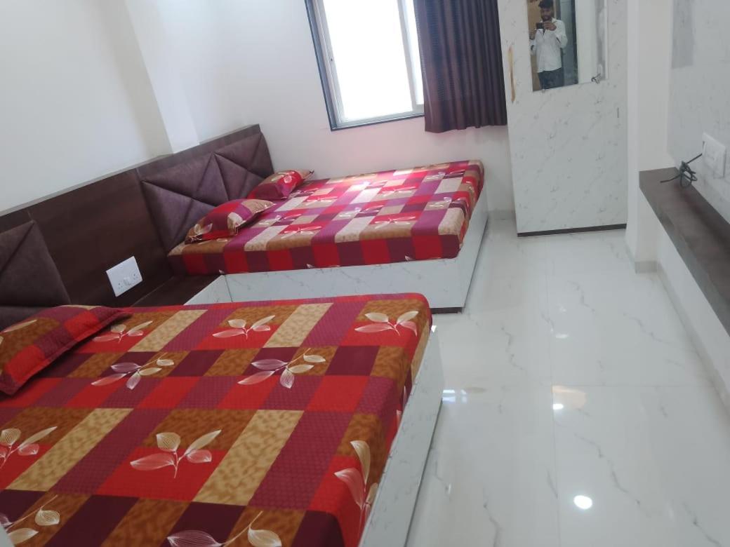 Hotel Shree Shyam Sharnam Godarpura Extérieur photo